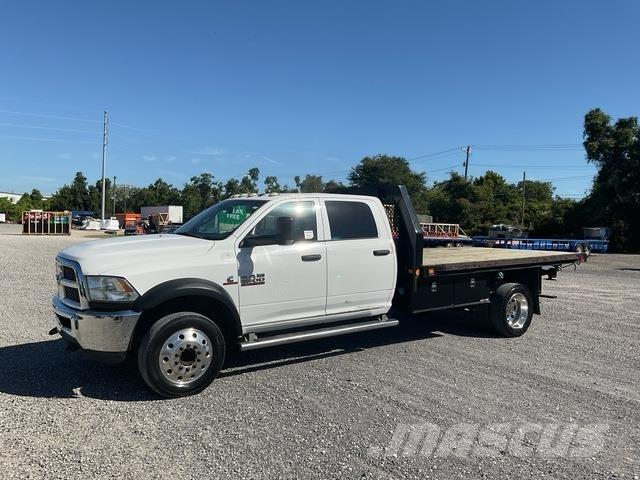 RAM 4500 Ciężarówki typu Platforma / Skrzynia
