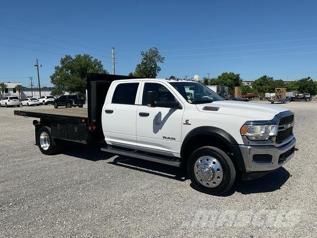 RAM 4500 Ciężarówki typu Platforma / Skrzynia