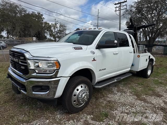 RAM 5500 Samochody ratownicze pomocy drogowej