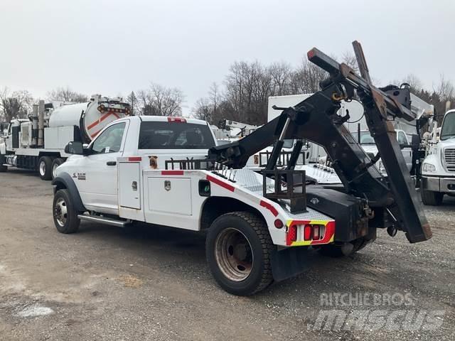 RAM 5500 Samochody ratownicze pomocy drogowej