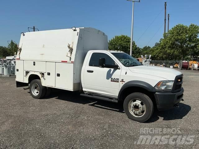 RAM 5500 Pick-upy / Pojazdy z otwieranymi burtami
