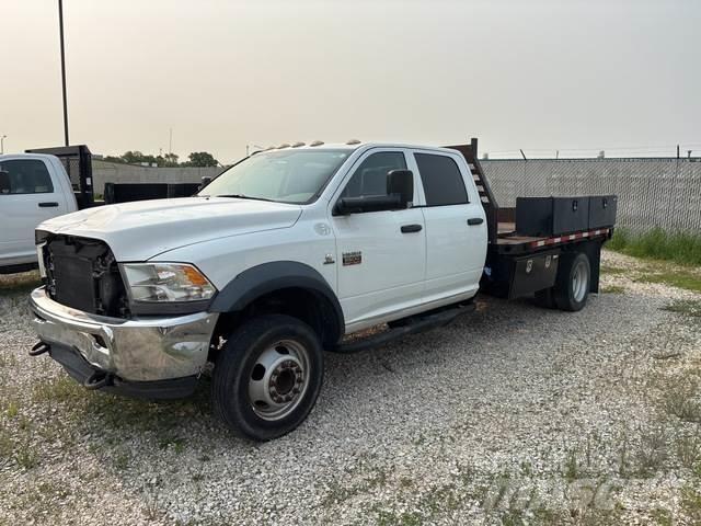 RAM 5500 Ciężarówki typu Platforma / Skrzynia