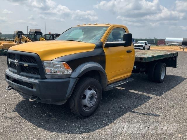 RAM 5500 Ciężarówki typu Platforma / Skrzynia