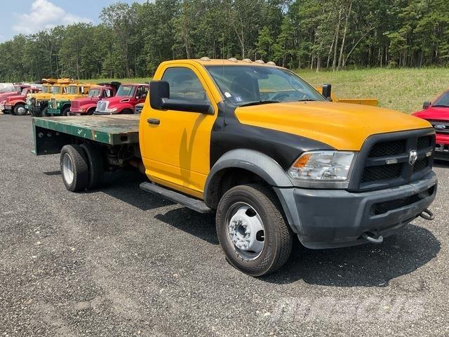 RAM 5500 Ciężarówki typu Platforma / Skrzynia