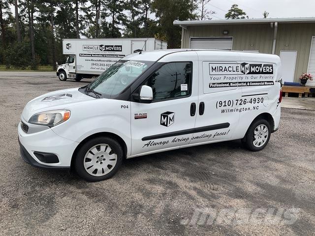 RAM Promaster Busy / Vany