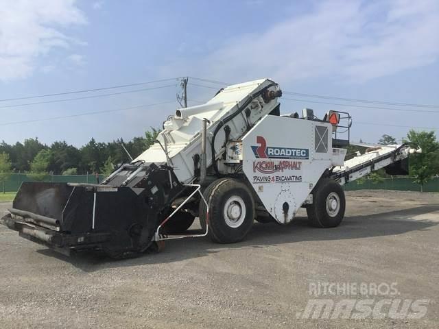 Roadtec SB2500 Pojazdy do transportu materiału