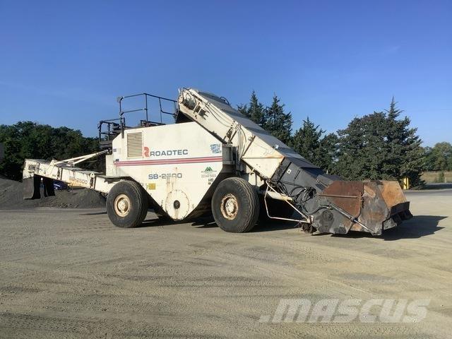 Roadtec SB2500 Pojazdy do transportu materiału