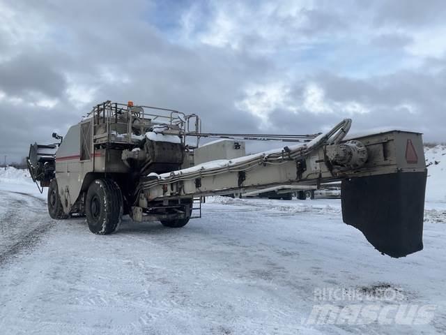 Roadtec SB2500D Pojazdy do transportu materiału