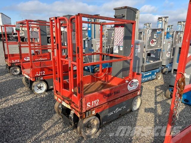 SkyJack SJ12 Podnośniki masztowe