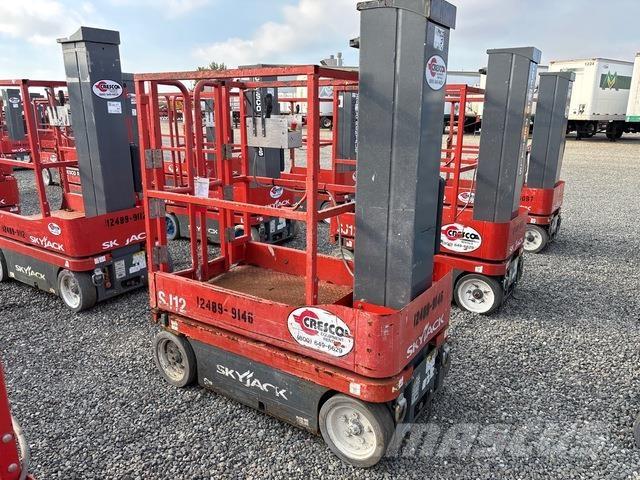 SkyJack SJ12 Podnośniki masztowe