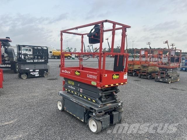 SkyJack SJ3219 Podnośniki nożycowe