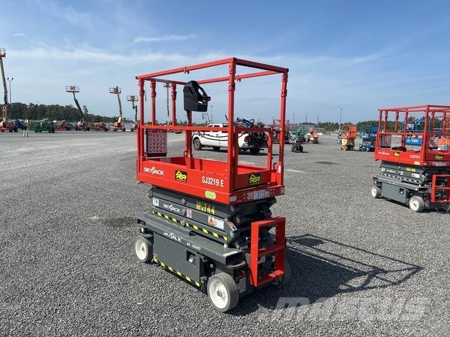 SkyJack SJ3219 Podnośniki nożycowe
