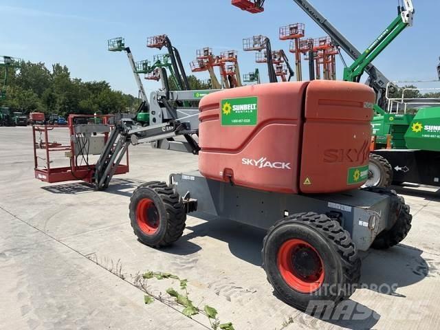 SkyJack SJ46AJ Podnośniki przegubowe
