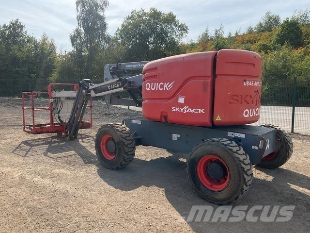 SkyJack SJ46AJ Podnośniki przegubowe