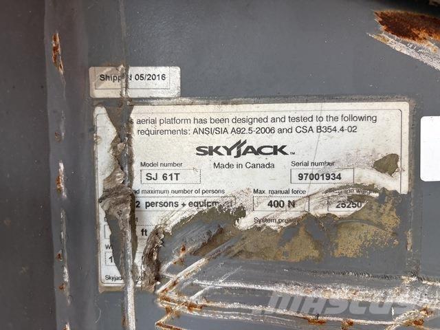 SkyJack SJ61T Podnośniki teleskopowe