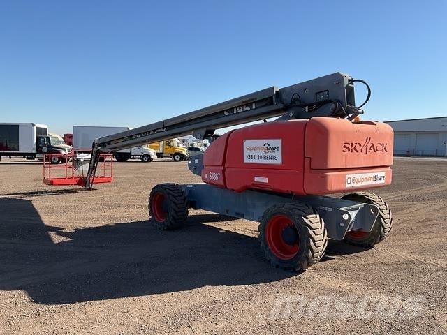 SkyJack SJ86T Podnośniki teleskopowe