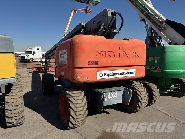 SkyJack SJ86T Podnośniki teleskopowe