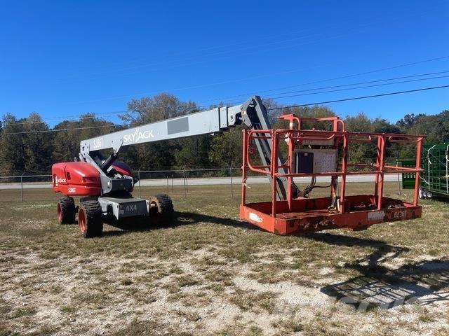 SkyJack SJ86T Podnośniki teleskopowe