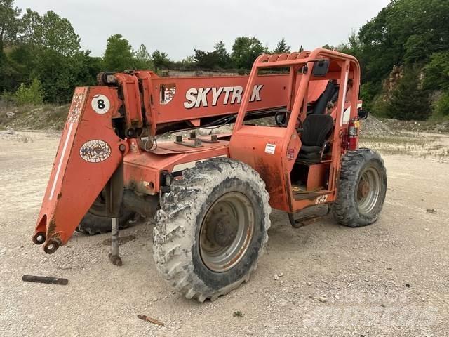 SkyTrak 8042 Ładowarki teleskopowe