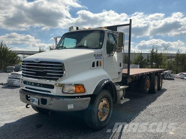 Sterling L9500 Ciężarówki typu Platforma / Skrzynia