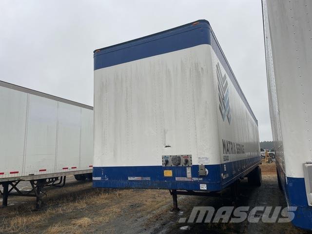 Strick  Przyczepy ze skrzynią zamkniętą