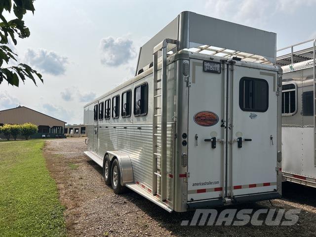 Sundowner  Przyczepy do przewozu zwierząt