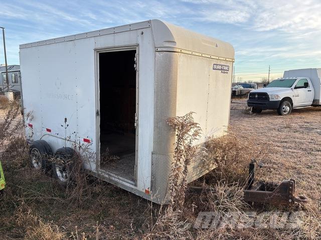 sure-trac  Przyczepy ze skrzynią zamkniętą