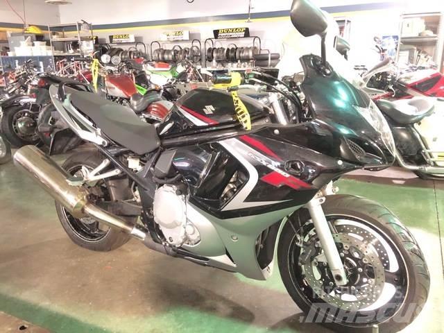 Suzuki GSX650 Pojazdy terenowe