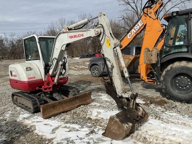Takeuchi TB240 Koparki gąsienicowe