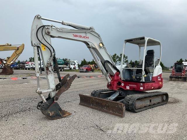 Takeuchi TB260 Koparki gąsienicowe