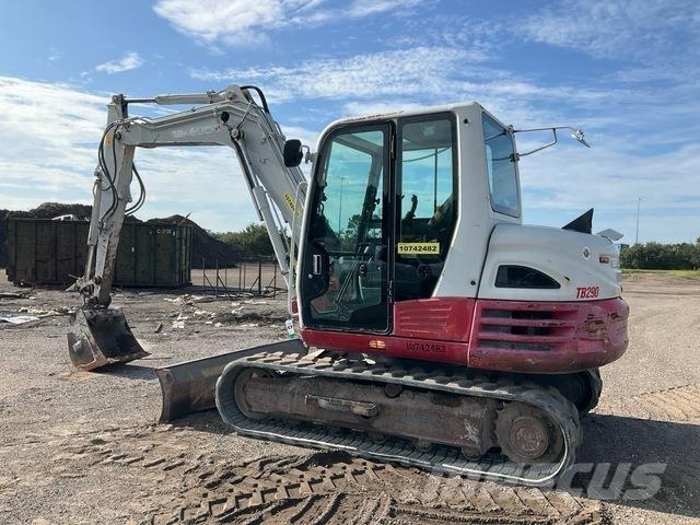 Takeuchi TB290 Koparki gąsienicowe