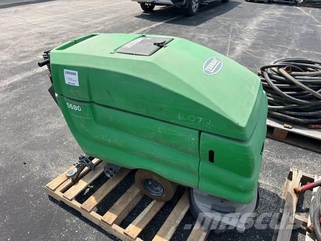 Tennant 5680 Zamiatarki wewnętrzne