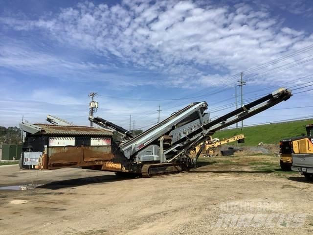 Terex M2100-3 Przesiewacze