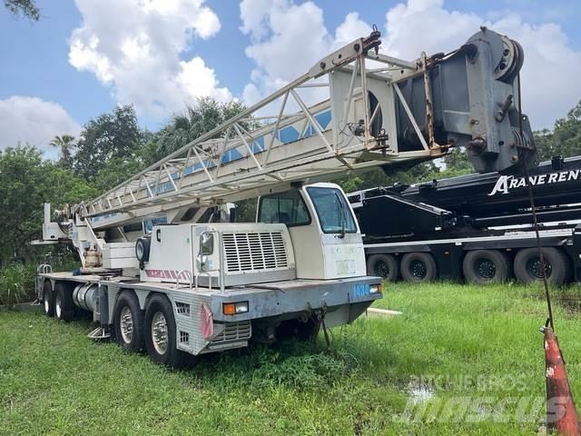 Terex T775 Żurawie gąsienicowe