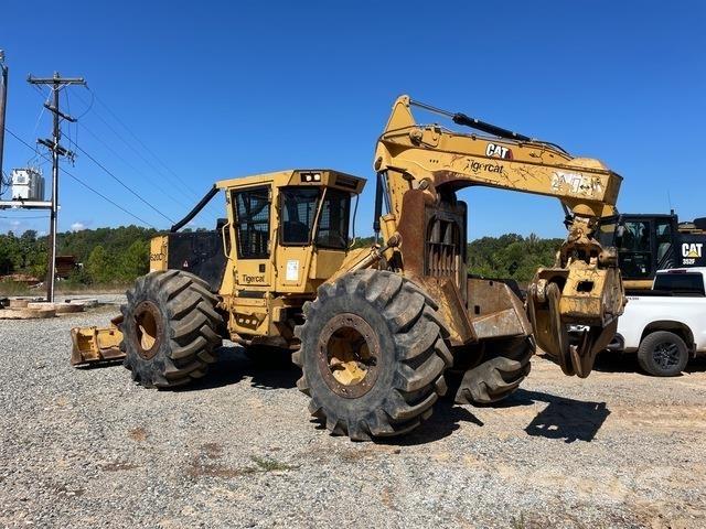 Tigercat 620D Skidery
