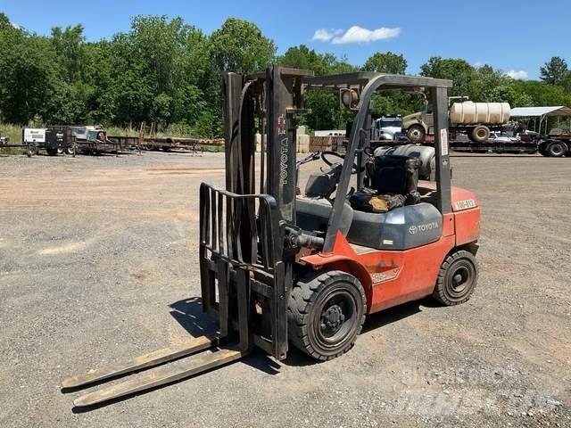 Toyota 7FGU32 Maszyny budowlane - Inne