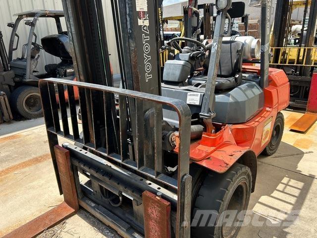 Toyota 7FGU35 Maszyny budowlane - Inne