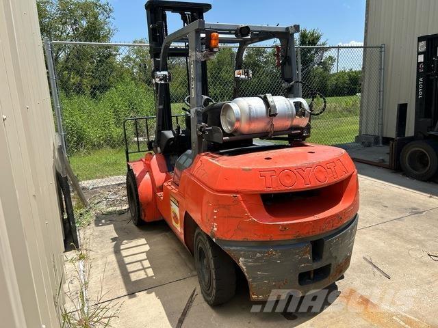Toyota 7FGU35 Maszyny budowlane - Inne