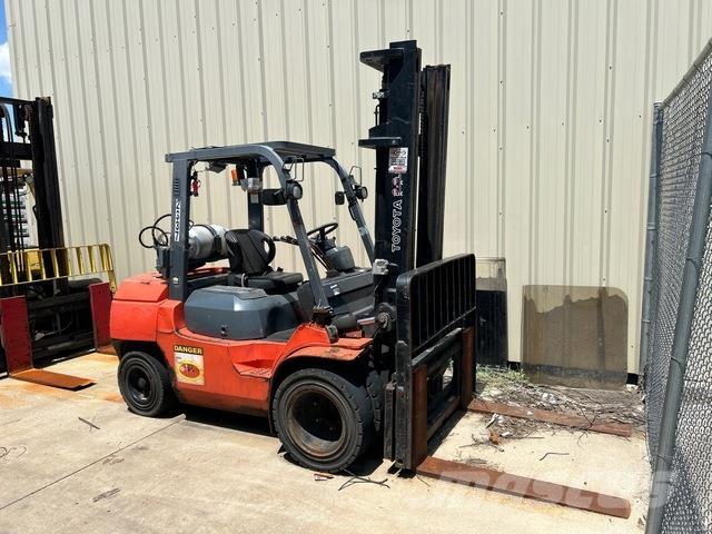 Toyota 7FGU35 Maszyny budowlane - Inne