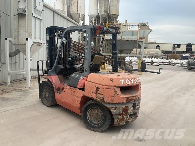Toyota 7FGU35 Maszyny budowlane - Inne