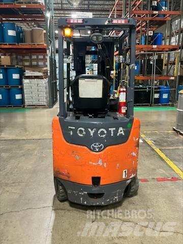 Toyota 8FBCU25 Wózki elektryczne