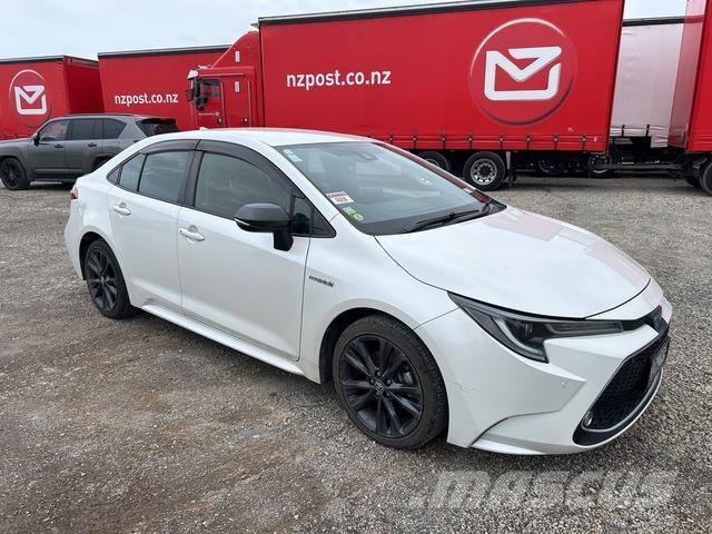 Toyota Corolla Samochody osobowe