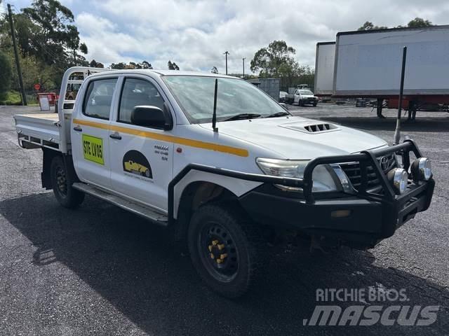 Toyota HiLux Pick-upy / Pojazdy z otwieranymi burtami