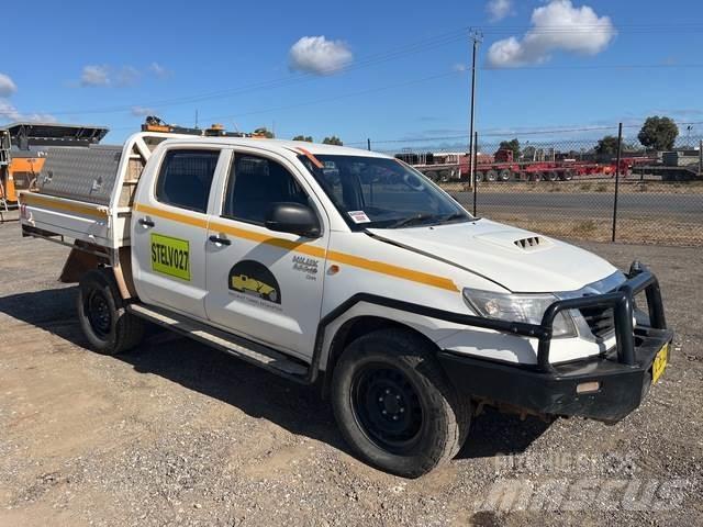Toyota HiLux Pick-upy / Pojazdy z otwieranymi burtami