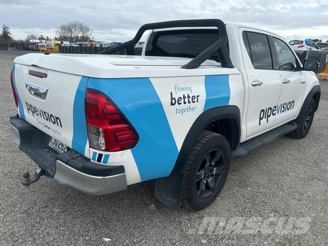Toyota HiLux Inne
