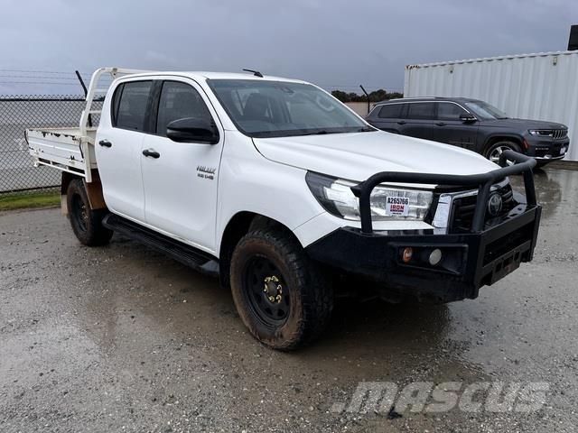 Toyota Hilux Inne