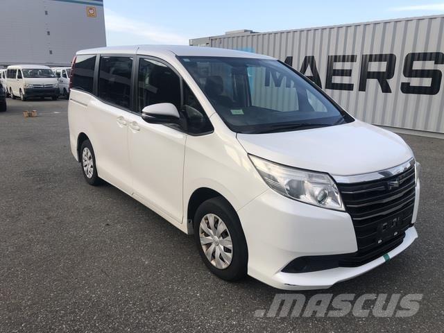 Toyota NOAH Maszyny budowlane - Inne