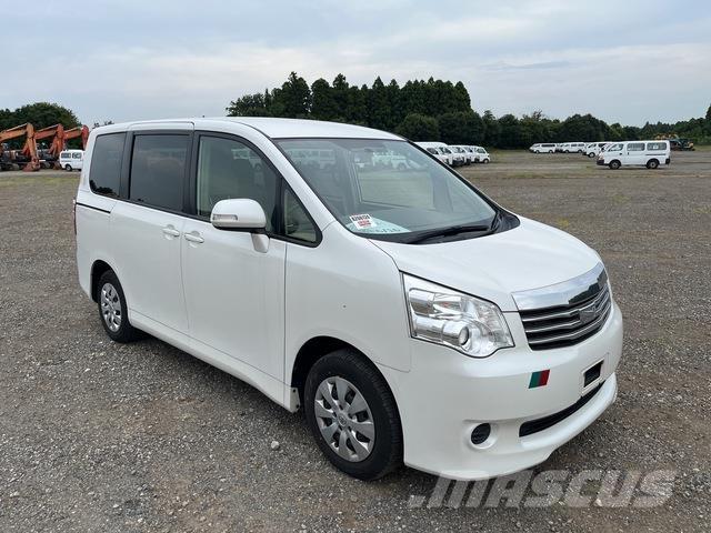 Toyota Noha Maszyny budowlane - Inne