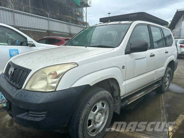 Toyota Prado Samochody osobowe
