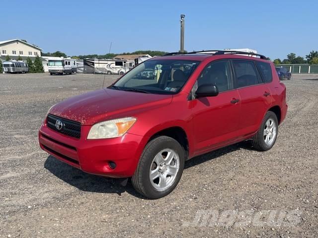 Toyota RAV4 Samochody osobowe